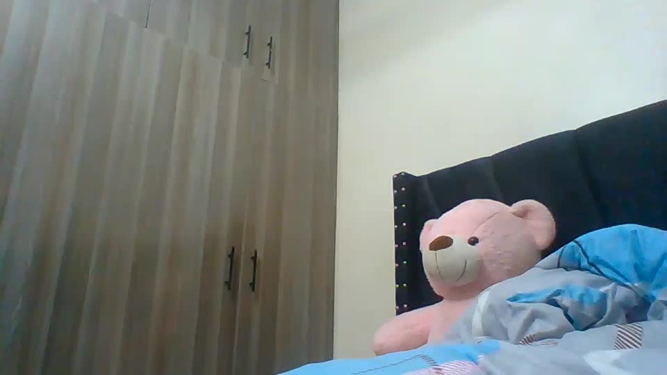 pookie_19 Webcam Chat June 27, 2026