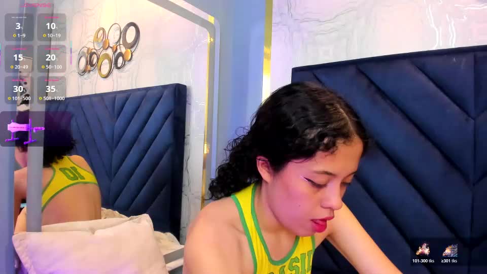 kaira_luxury Webcam Chat June 25, 2026
