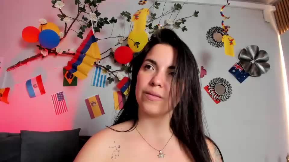 angeliqueboyer__ Webcam Chat June 25, 2026