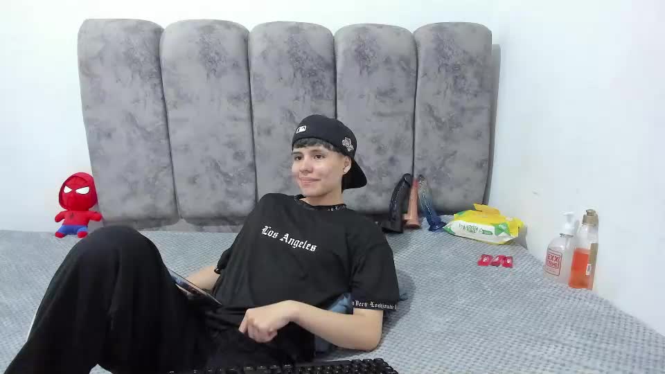 bruno_cruz Webcam Chat June 25, 2026