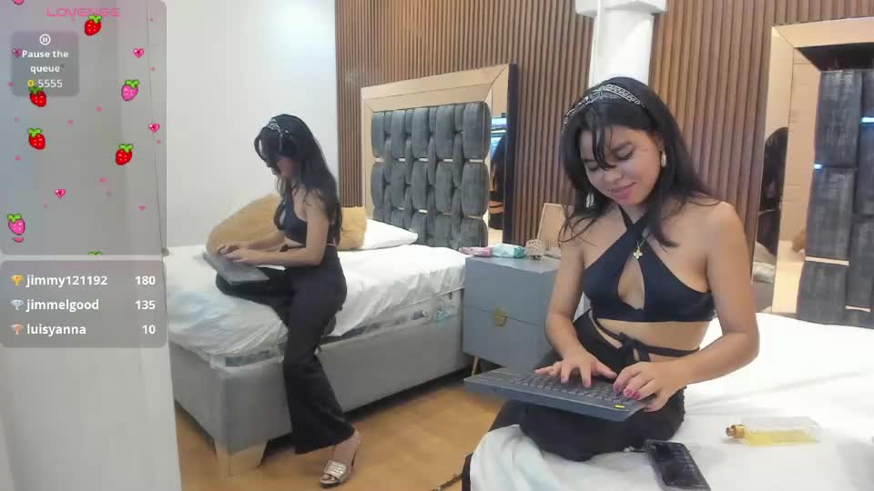 dulce_glamor_ Webcam Chat June 25, 2026