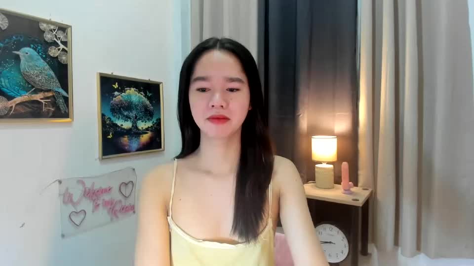 yourtinybunny Webcam Chat June 25, 2026