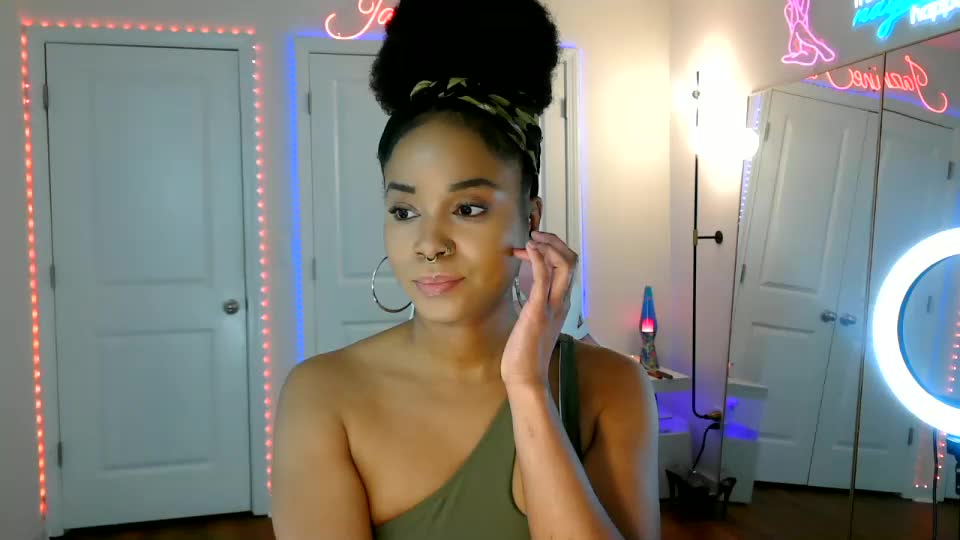 jazminefox Webcam Chat June 25, 2026