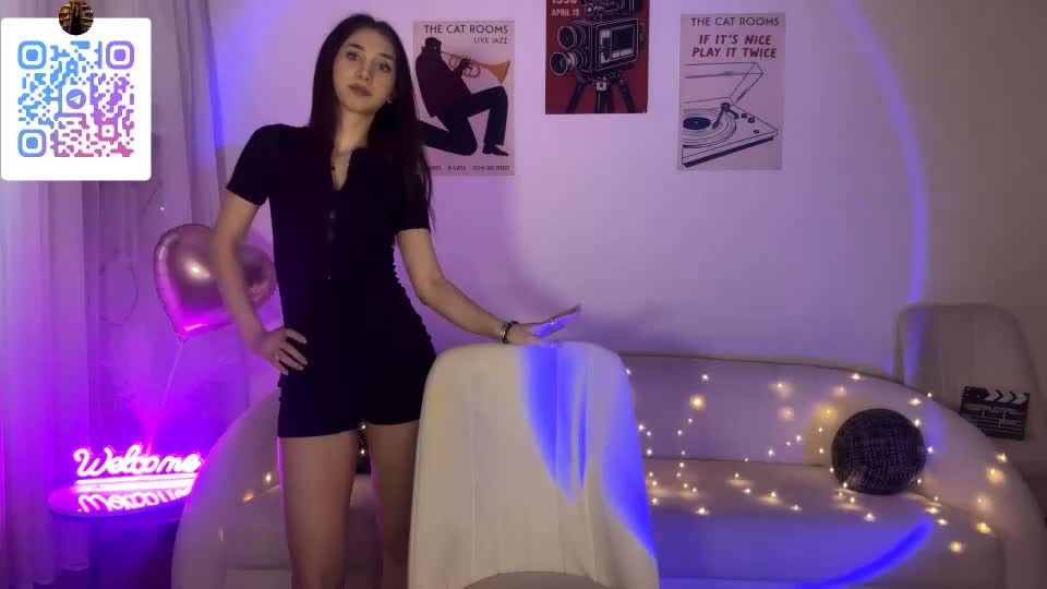 lilihalvorsen Webcam Chat June 25, 2026