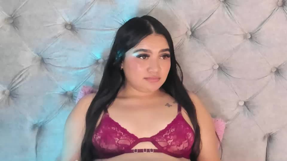 liiabloomm Webcam Chat June 24, 2026