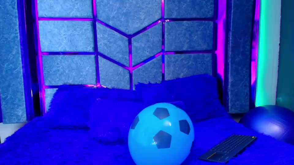 conejitomorado_ Webcam Chat June 26, 2026