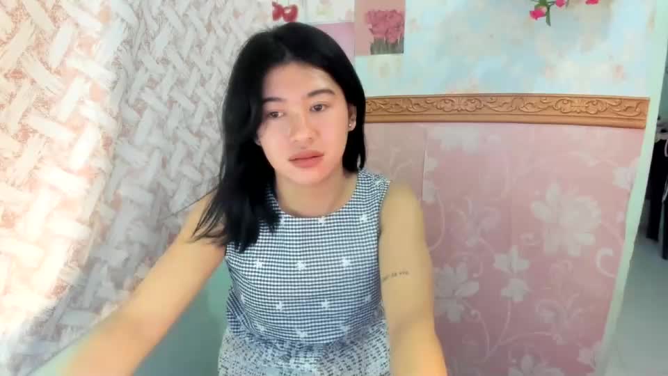 yourprettytrish Webcam Chat June 25, 2026