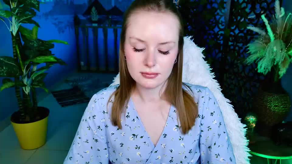 vivienleeigh Webcam Chat June 24, 2026
