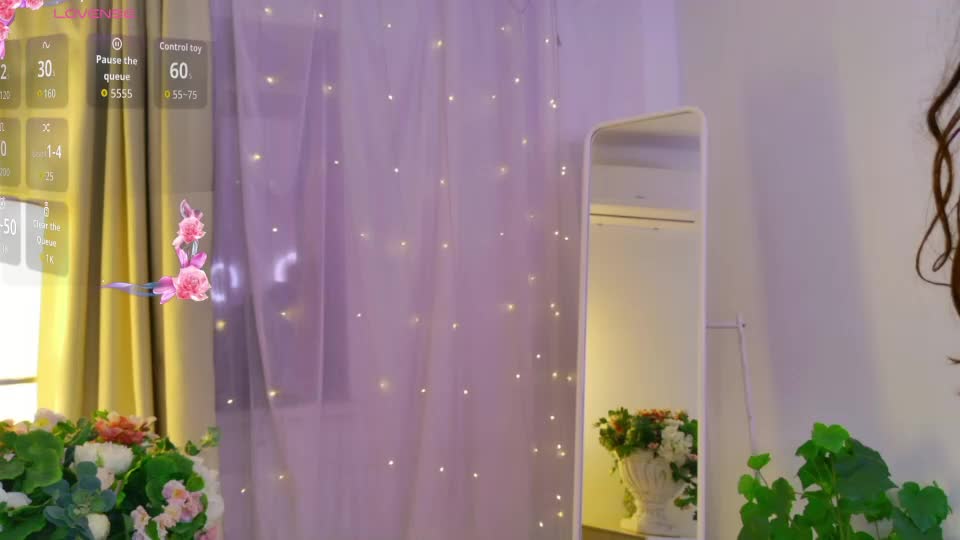holly_kittenss Webcam Chat June 28, 2026