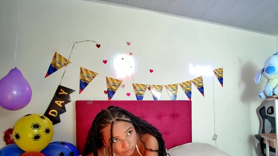 ellie_cute7 Webcam Chat June 25, 2026