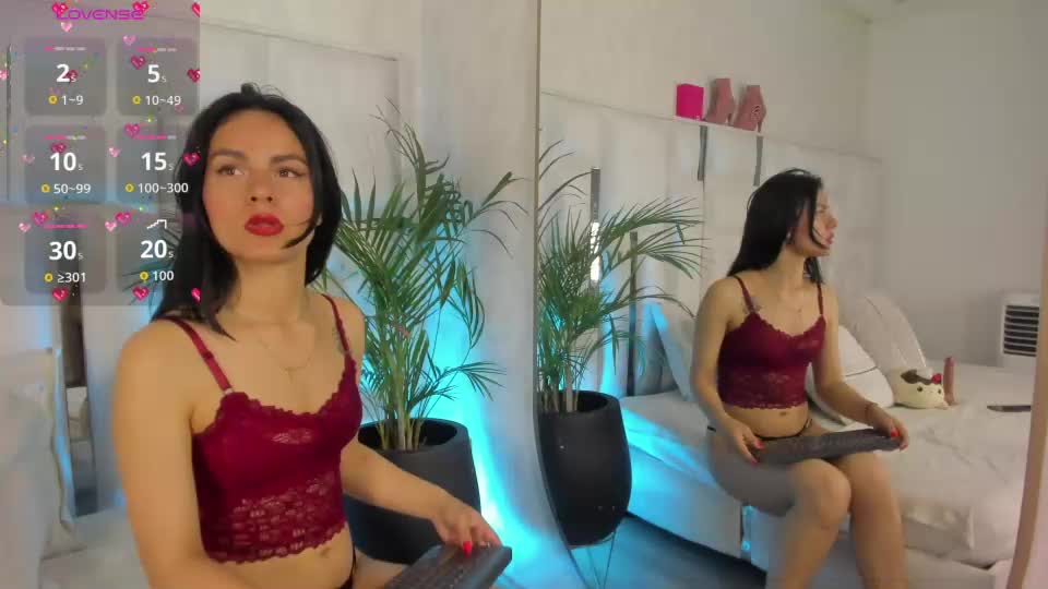 violet_vyx Webcam Chat June 25, 2026