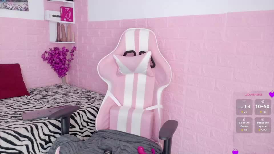 sophi_sweet11 Webcam Chat June 25, 2026