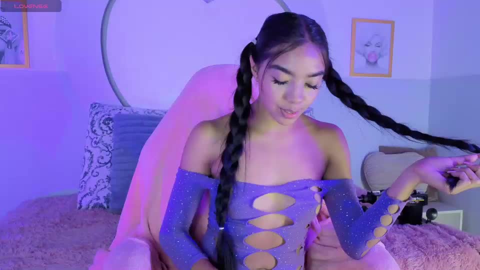 pocahontas_moon Webcam Chat June 28, 2026