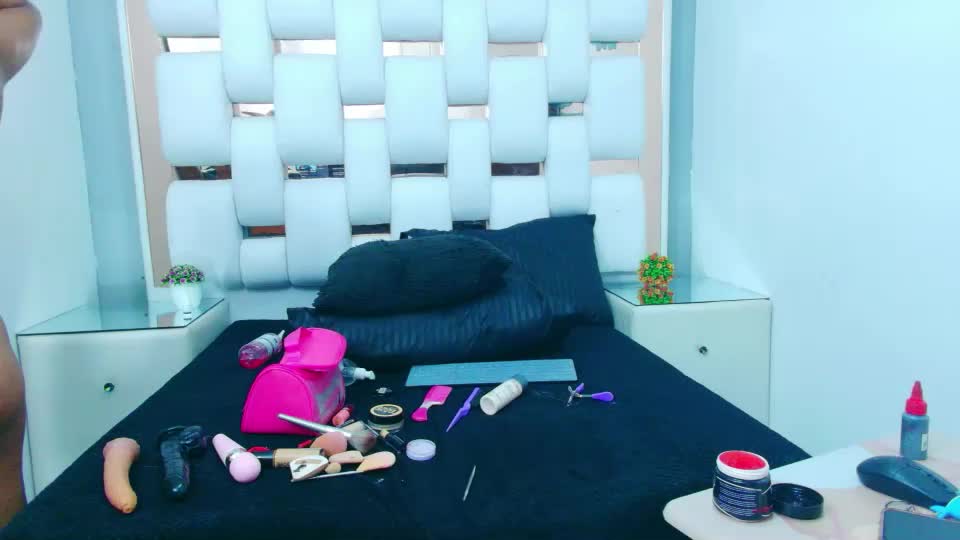 melody_fontana Webcam Chat June 26, 2026