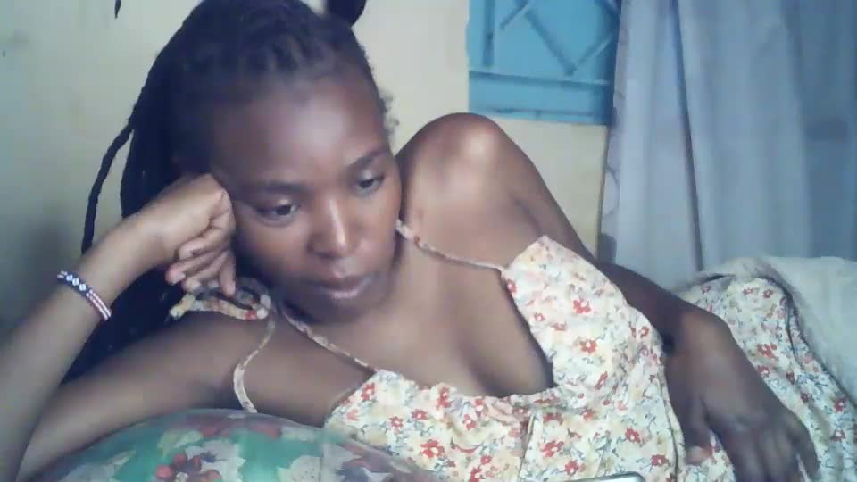 sexxy_curvy23 Webcam Chat June 25, 2026