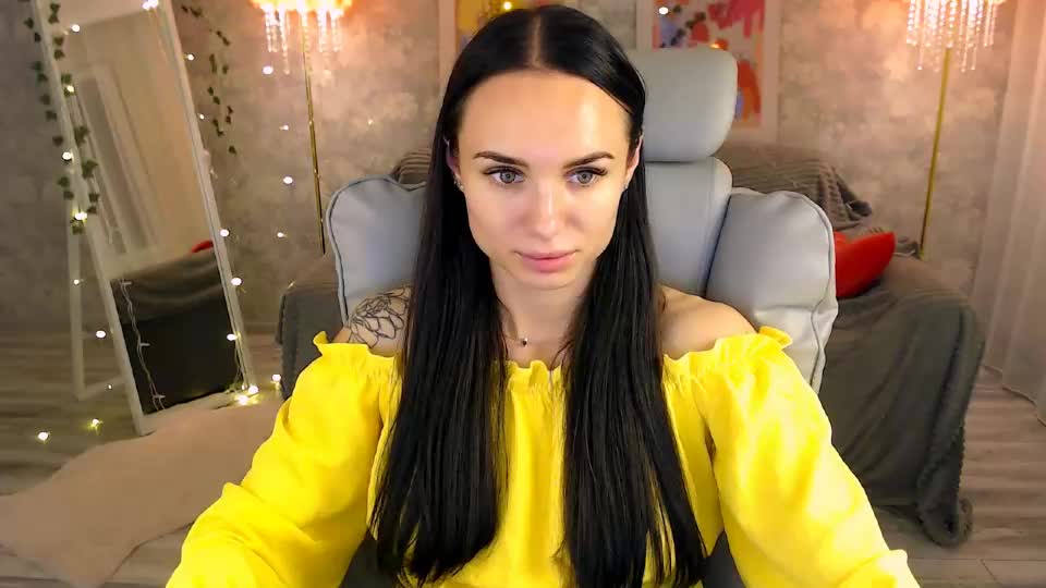 nicolemerz Webcam Chat June 28, 2026