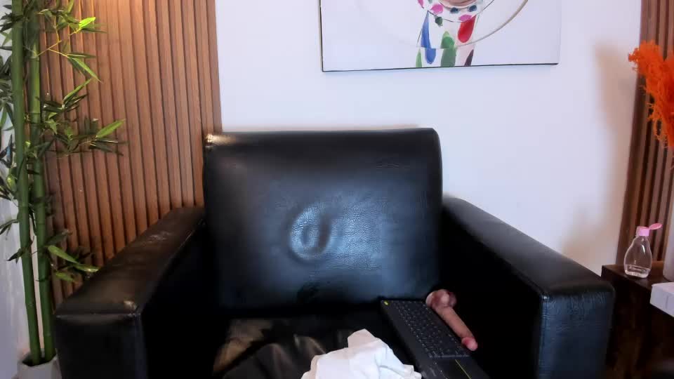 emily_frostt Webcam Chat June 25, 2026