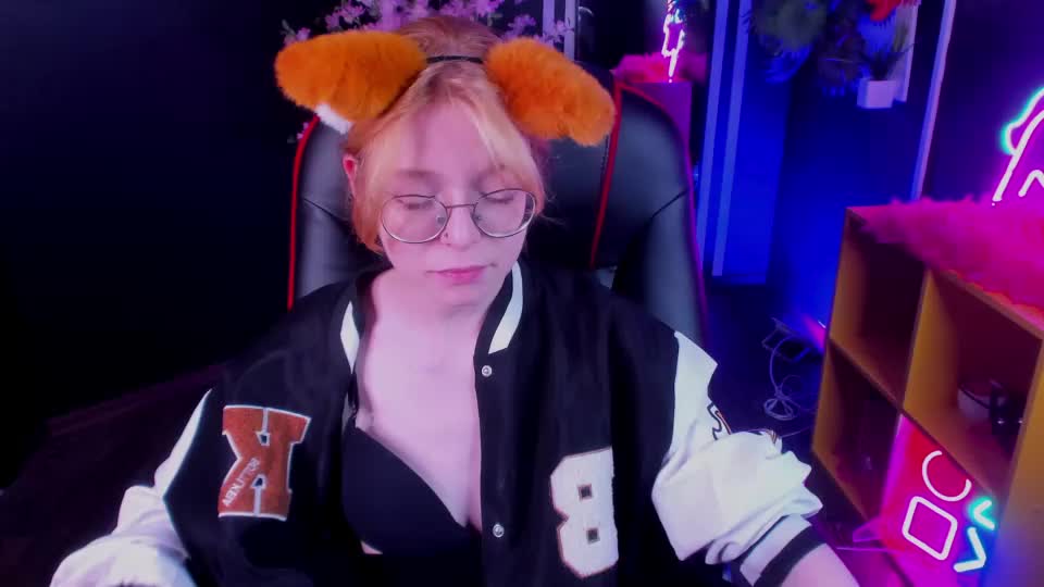 foxxxypolly Webcam Chat June 24, 2026