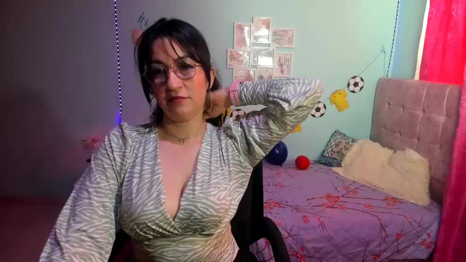 talia_mystic Webcam Chat June 25, 2026