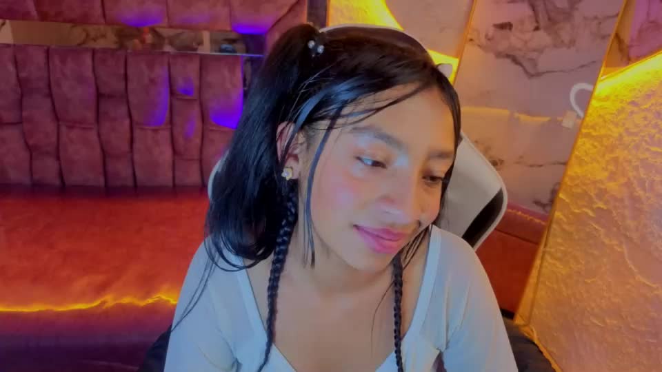 adarasuri_v Webcam Chat June 25, 2026