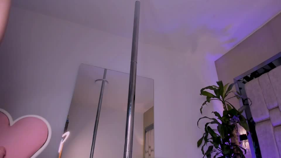 lilithbloom7 Webcam Chat June 27, 2026