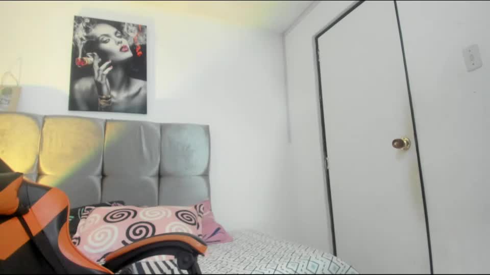 ariel_wish Webcam Chat June 26, 2026