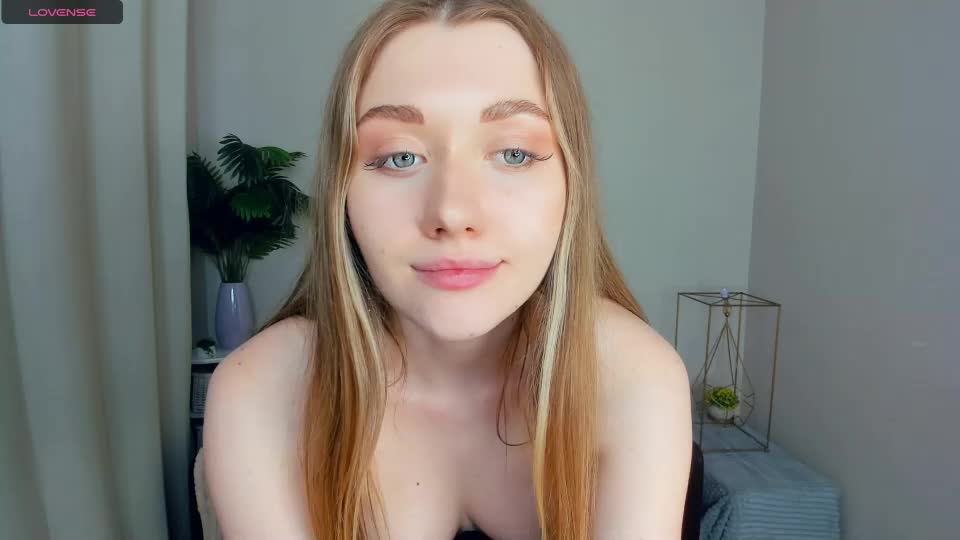 laviniahoutz Webcam Chat June 25, 2026