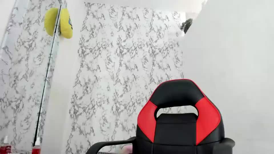 surifoster Webcam Chat June 26, 2026