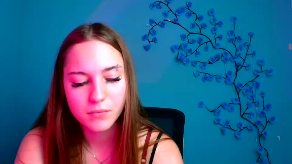alice_dreamofu Webcam Chat June 25, 2026