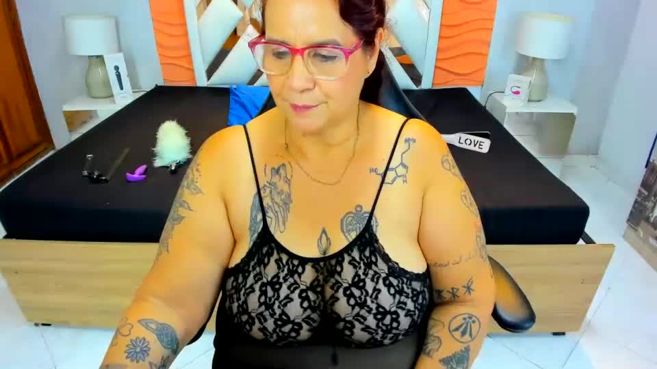 laura_riley Webcam Chat June 27, 2026