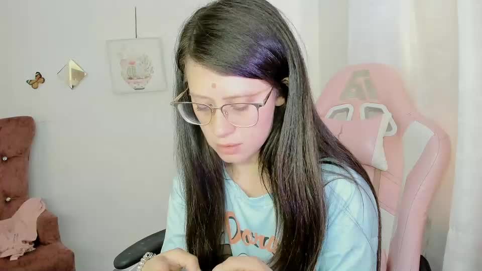 zooeybelair Webcam Chat June 28, 2026