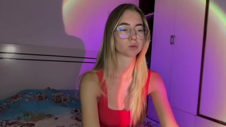 tessa_calmness Webcam Chat June 24, 2026