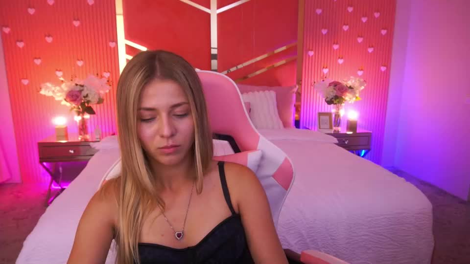 loveedove Webcam Chat June 28, 2026