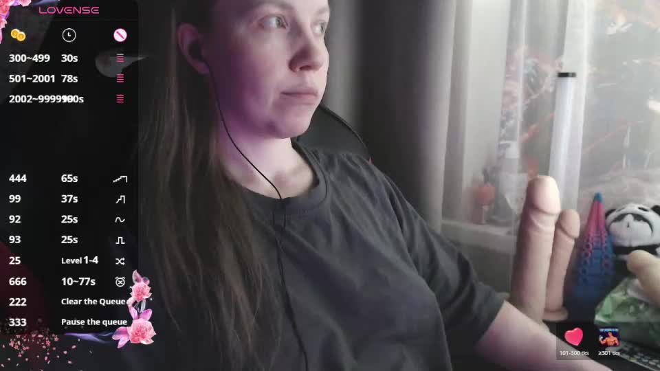 molly_royse Webcam Chat June 25, 2026