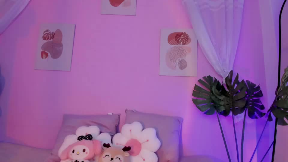 honey_m0on Webcam Chat June 27, 2026