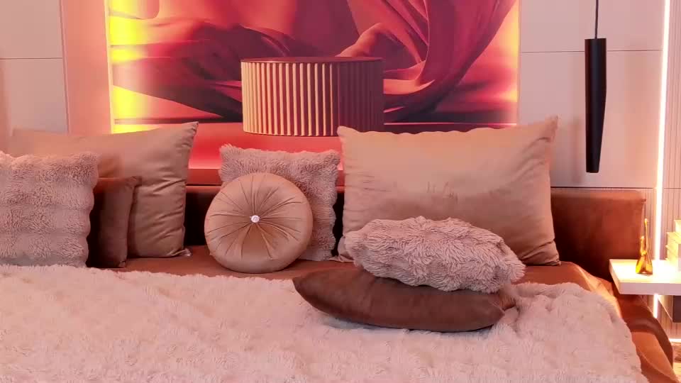 rubyluxee Webcam Chat June 25, 2026