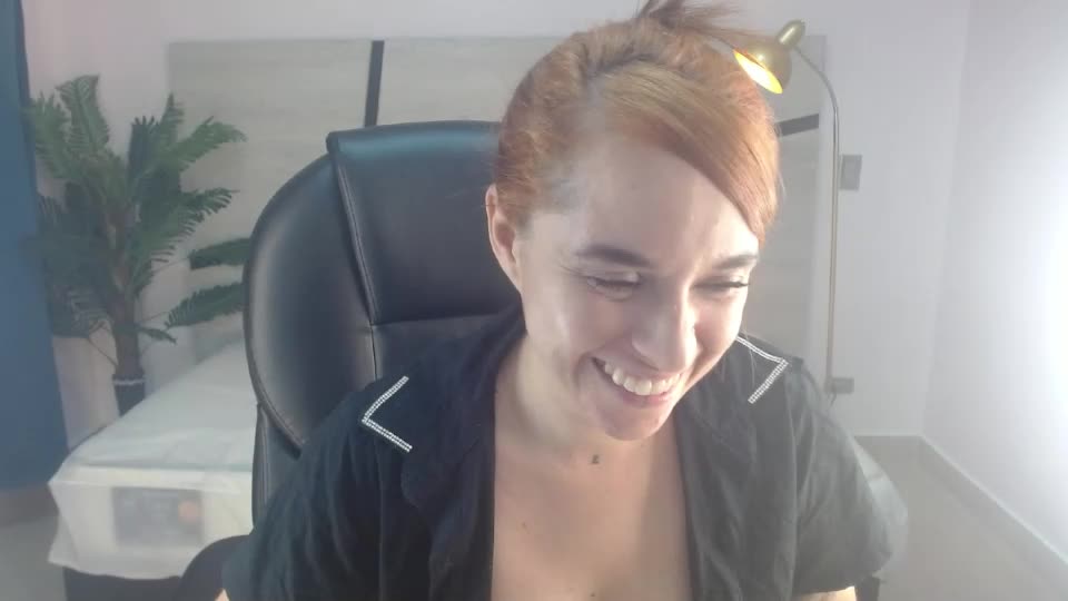 anne_blake Webcam Chat June 27, 2026