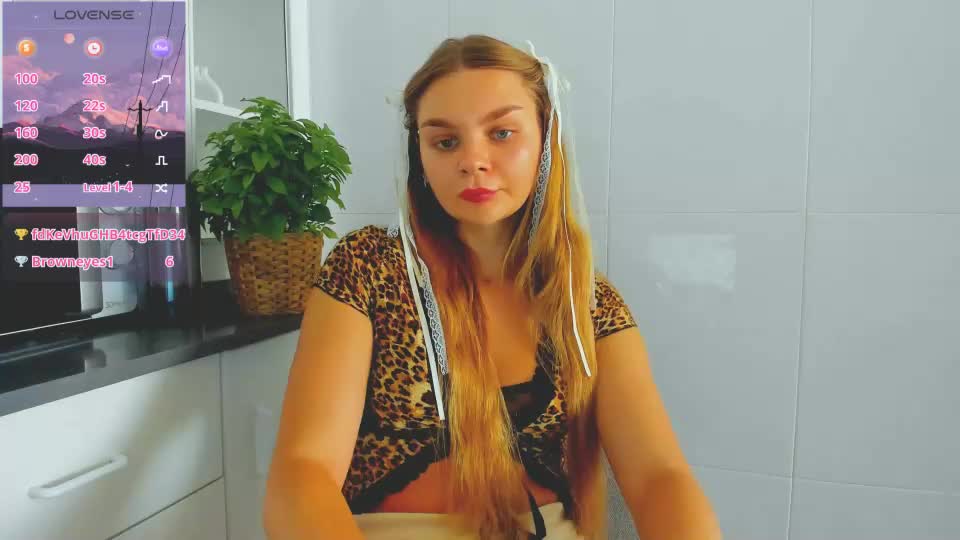 sweet_sabriina Webcam Chat June 25, 2026