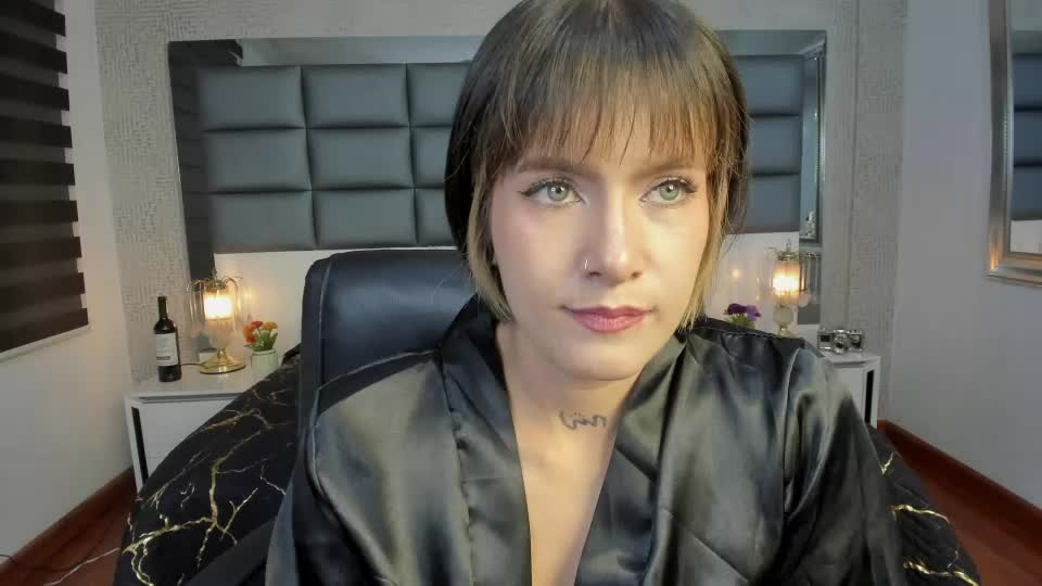 mrs_regina_clk Webcam Chat June 25, 2026