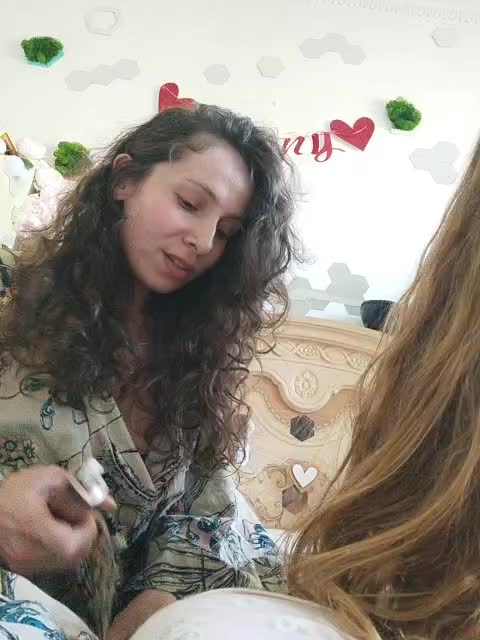 Bonne-Aurore Webcam Chat June 23, 2026