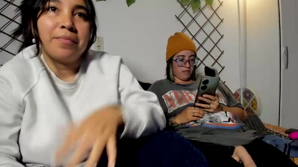 waningrosee Webcam Chat June 29, 2026