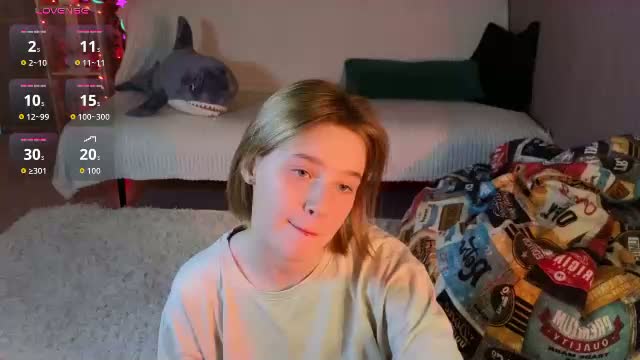 babees_eva Webcam Chat June 14, 2026