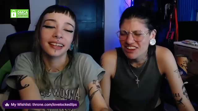 lovelockedlips Webcam Chat June 16, 2026