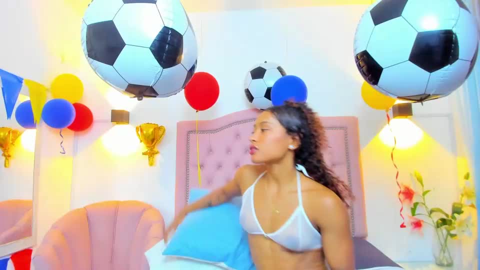 molyrestrepo Webcam Chat June 28, 2026