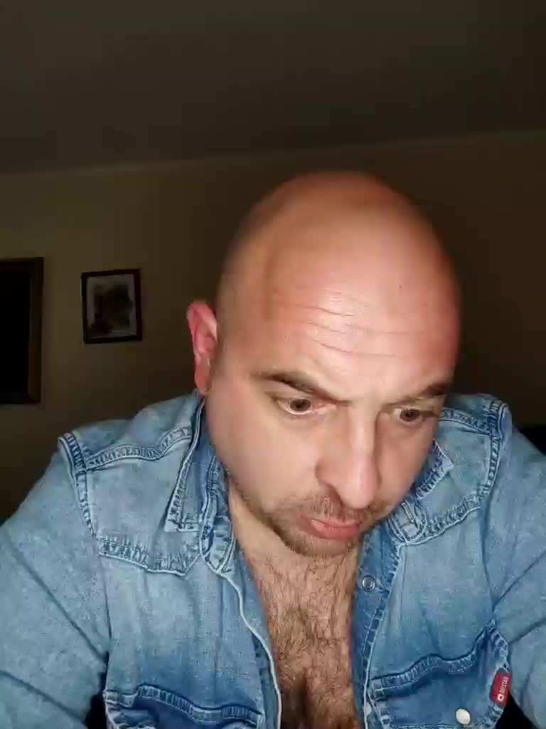 WikiBitch Webcam Chat June 25, 2026