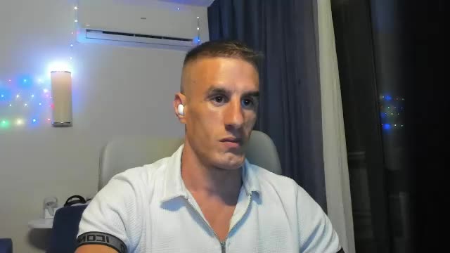 axl_fx Webcam Chat June 16, 2026