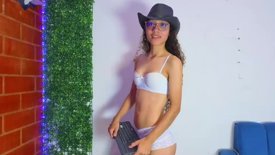athenea_03 Webcam Chat June 29, 2026