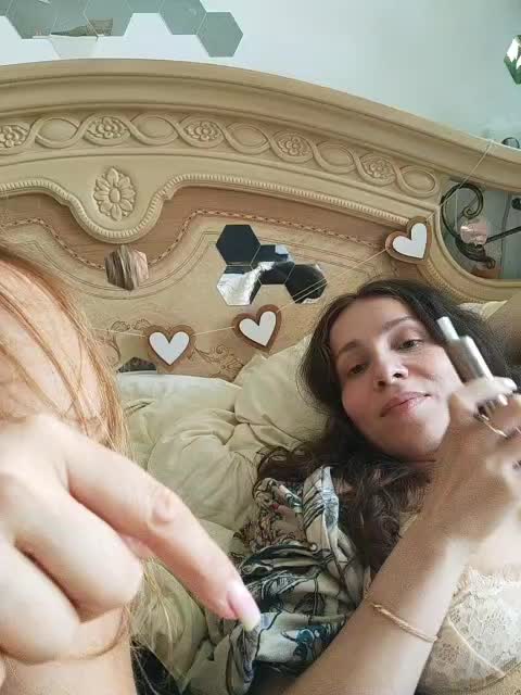 Bonne-Aurore Webcam Chat June 26, 2026