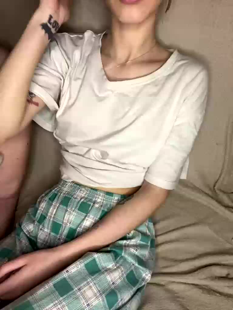 Slim_baby Webcam Chat June 14, 2026