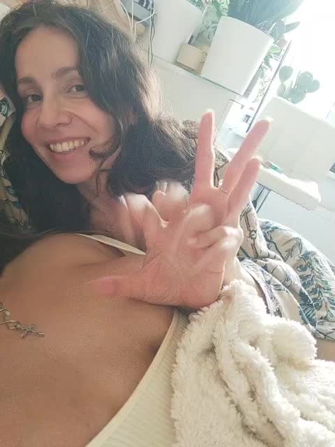 Bonne-Aurore Webcam Chat June 26, 2026